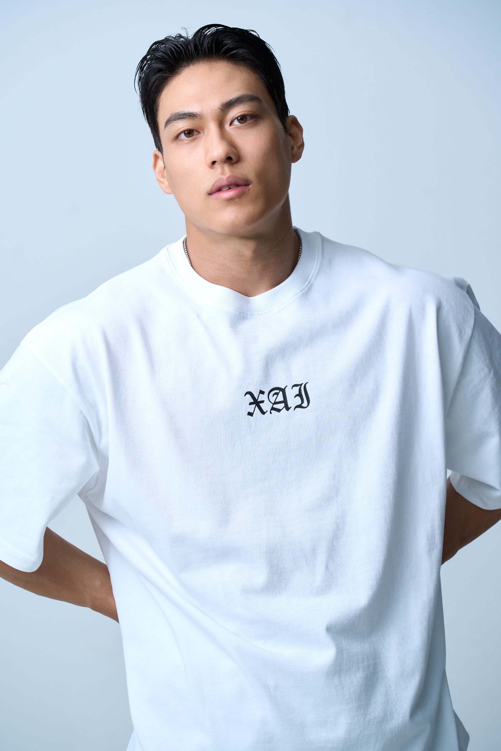 ๐๐๐ ํฐํธ ๋ก๊ณ ํผ๊ทธ๋จผํธ ์ค๋ฒํ ํฐ์
์ธ (White) 2