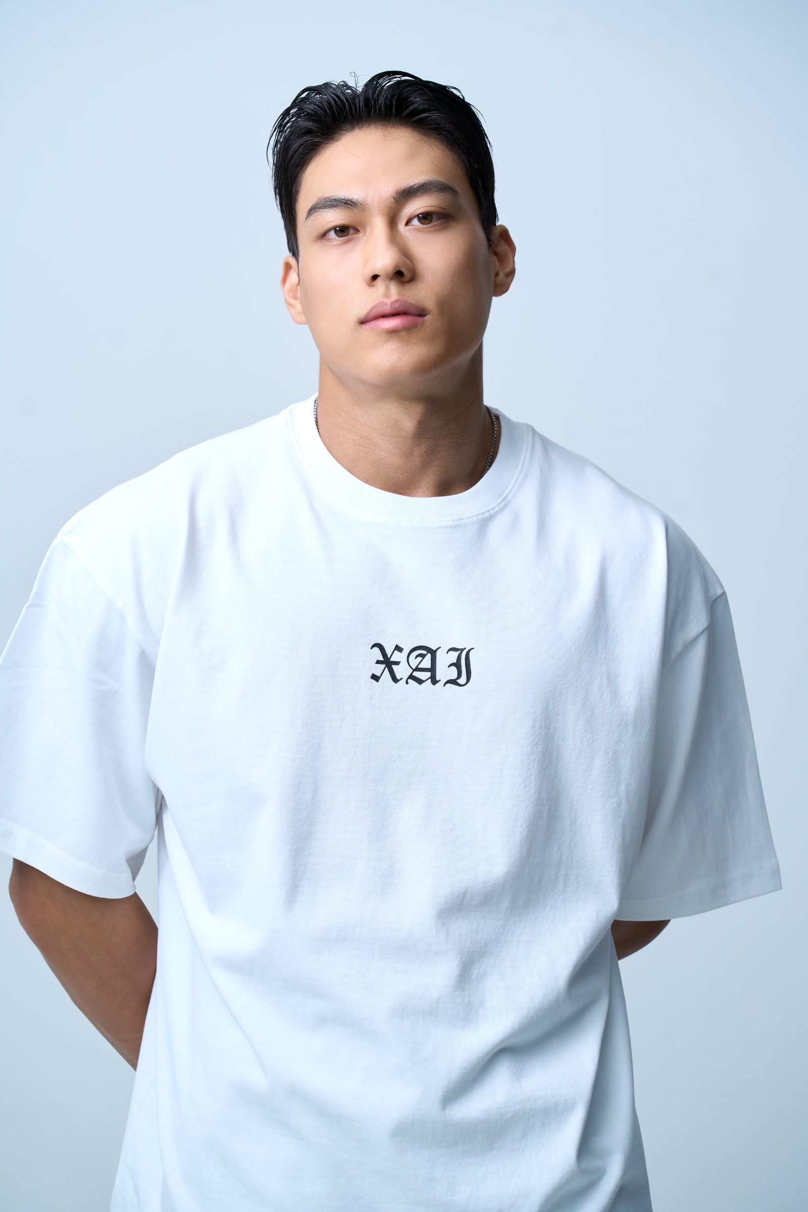 ๐๐๐ ํฐํธ ๋ก๊ณ ํผ๊ทธ๋จผํธ ์ค๋ฒํ ํฐ์
์ธ (White) 1
